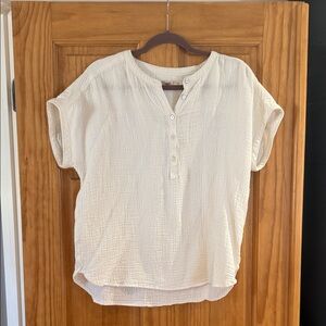 Faherty Off-White Textured Women's Blouse